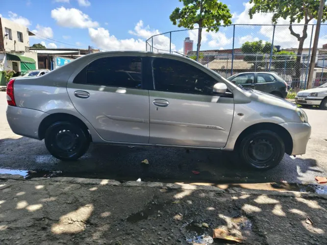 Toyota Etios XS Sedan 1.5 Flex 16V 4P Aut. 2017