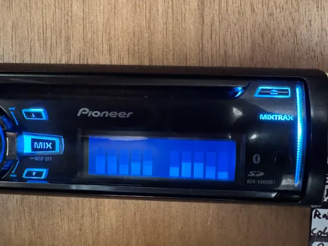 Cd usb sd auxiliary radio Bluetooth Pioneer deh-x8650bt na promoção so 2500,00