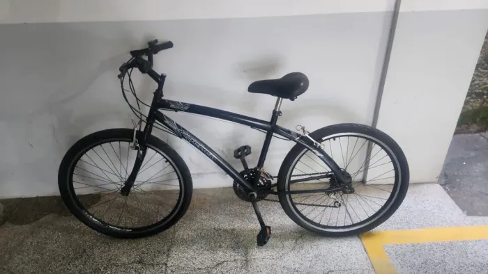 Bicicleta Fischer preta