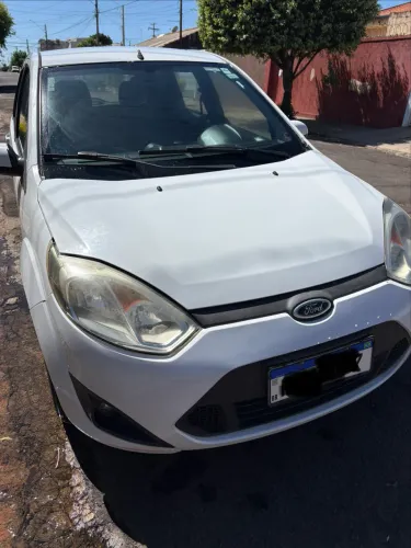 Ford Fiesta SE 1.6 8V Flex 5P 2014