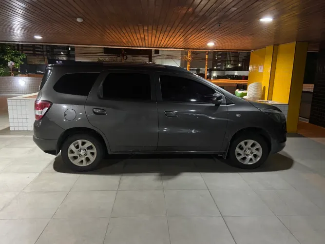 Chevrolet Spin LTZ 1.8 8V Econo.flex 5P Aut. 2014