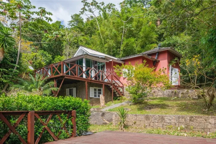 Pousada Portal da Índia - Costa da Lagoa (Florianópolis/SC)