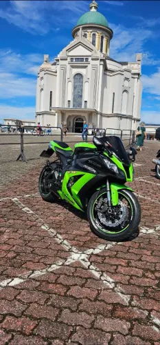 Vendo kawasaki ninja zx10r ano 2012