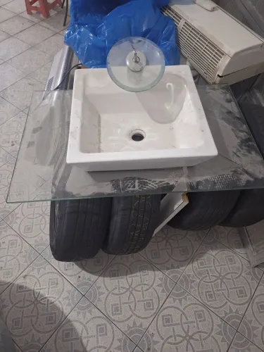 Pia de vidro