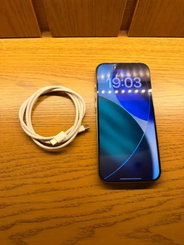 iPhone 16 Pro Max - Estado Impecável!