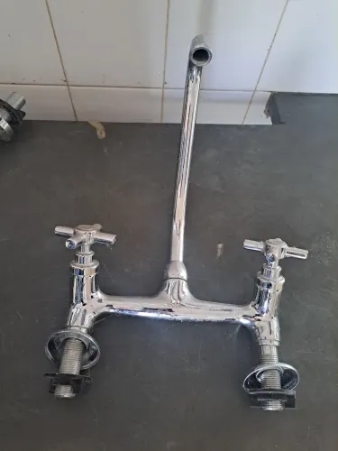 Torneiras DECA de mesa