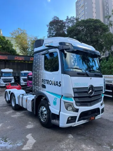 Mb Actros 2548 2020 6x2 Teto alto