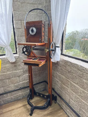 Máquina fotográfica antiga (lambe lambe )