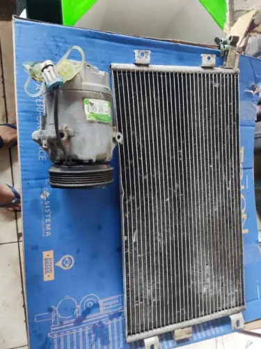 Compressor e condensador do celta