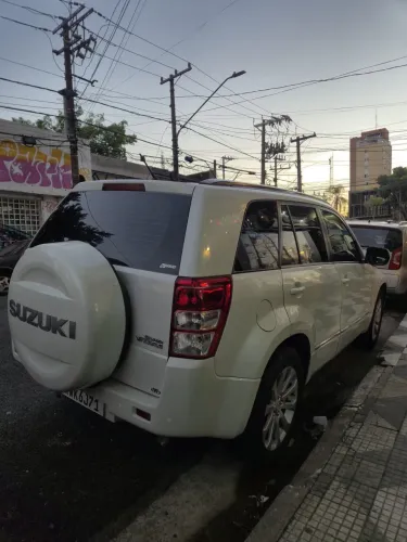Suzuki Grand Vitara 2.0 16V 4x2/4x4 5P Aut. 2014