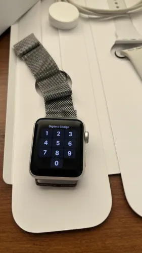 Apple watch series 3 (GPS) 38mm modelo a1858 silver aluminim