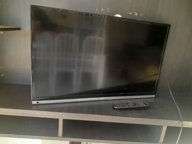 TELEVISÃO AOC 32 DIGITAL