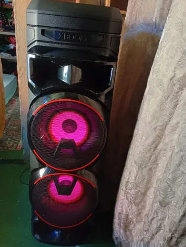 Vende-se caixa de som LG XBOOM