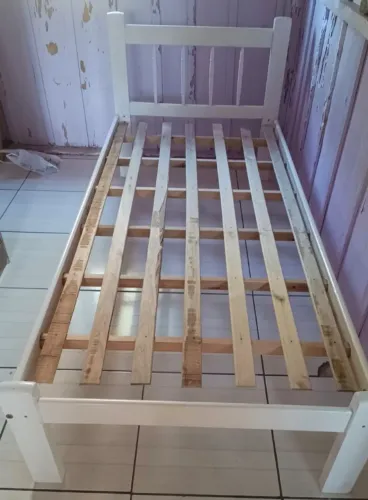 Cama SOLTEIRO sem colchão