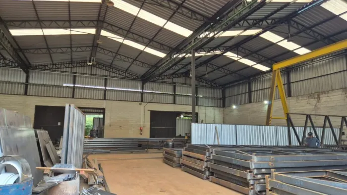 VENDA DE GALPÃO COM 1000m²