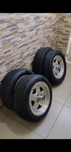 Jogo de rodas Star Pro aro 15" 4x100