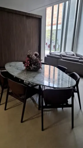 Mesa de Jantar de mármore verde Saphire