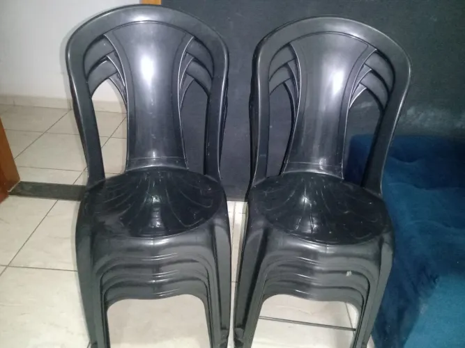 Vendo 5 cadeiras