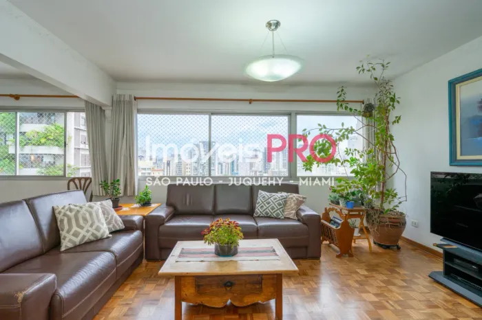 Você está buscando o lar perfeito na Vila Olímpia? Se sim, você acabou de encontrar! Este