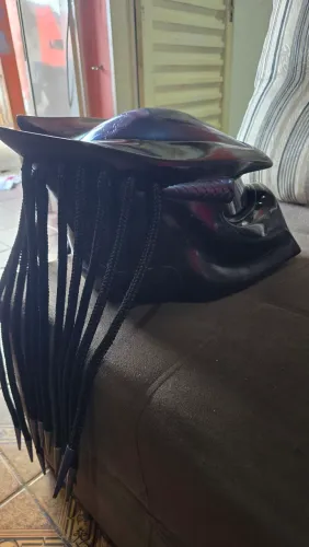 Capacete esportivo Predador