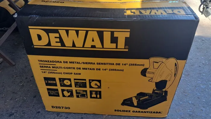 Policorte dewalt novo sem uso 