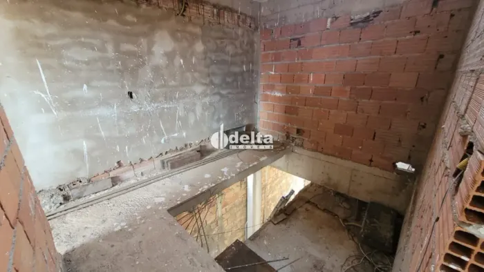 Casa residencial com 3 quartos sendo 1 suíte disponível para venda no bairro Jardim Europa