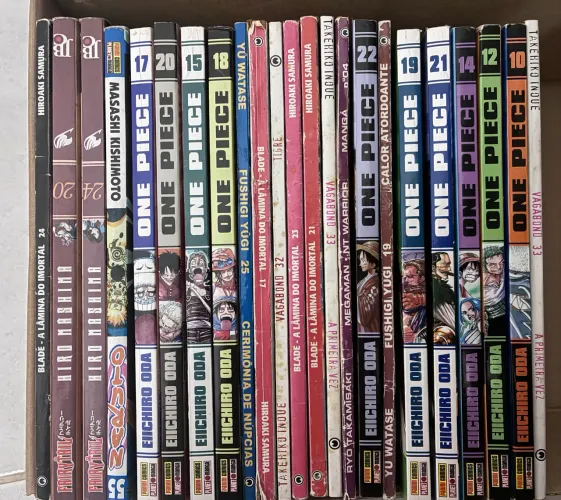 Vendo Lote de Mangá - One Piece/Naruto/Fairy Tail e outros
