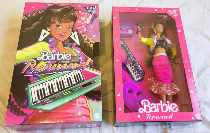 Barbie rewind 80s night out lacrada