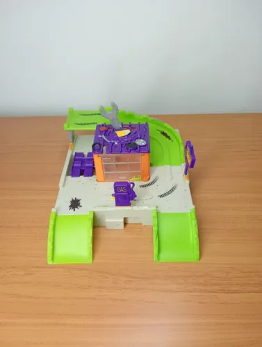 Trash wheels posto de gasolina trash pack 