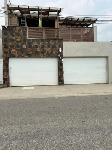 Casa com 4 dormitórios para locação, 220 m² por R$ 4.200,00/ mês - Atlântica - Rio das Ost