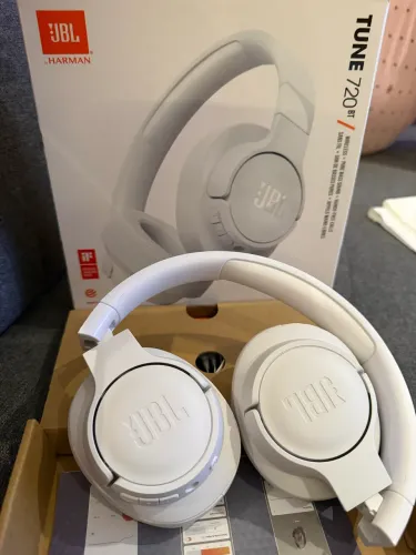 Fone JBL Tune 720 BT branco