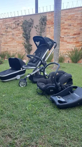 Carrinho de bebê Quinny 3 em 1