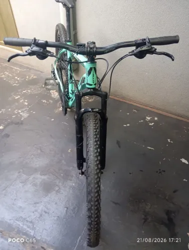 Vende-se bike Aro 29