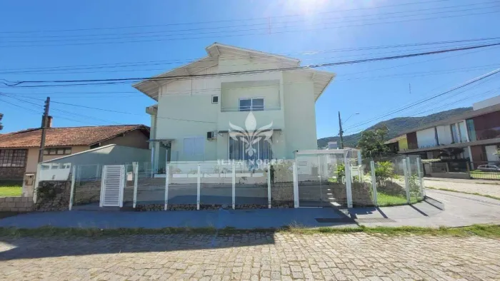 Apartamento mobiliado 2 Quartos sendo 1 Suíte para aluguel no Itacurubi Florianópolis/SC c