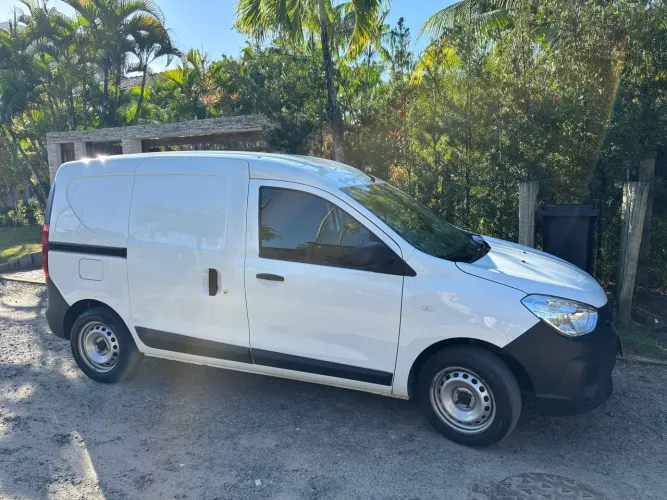 Renault Kangoo Advanced 1.6 16V Flex Mec. 2025
