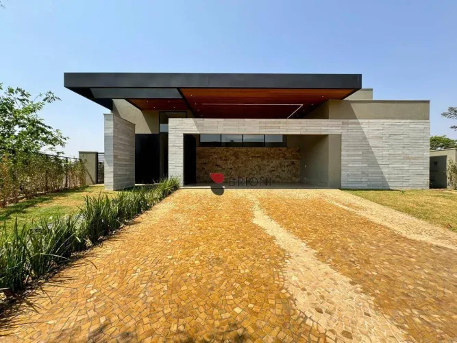 Casa Alto Padrão 353m² com 4 quartos (suítes) em condomínio Fechado Vila do Golf em Ribeir