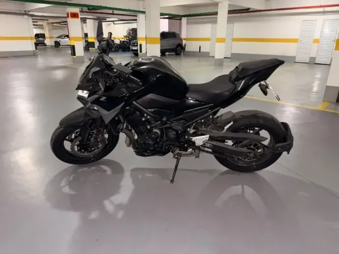 Z900 2025 - 2500KM RODADO