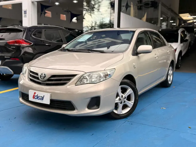 Toyota Corolla GLI 1.8 Flex 16V Aut. 2014