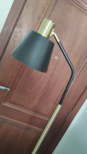Luminária de chão,linda! 
