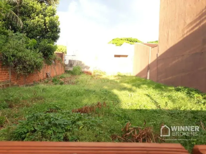 Terreno à venda, 452 m² por R$ 1.300.000,00 - Zona 08 - Maringá/PR