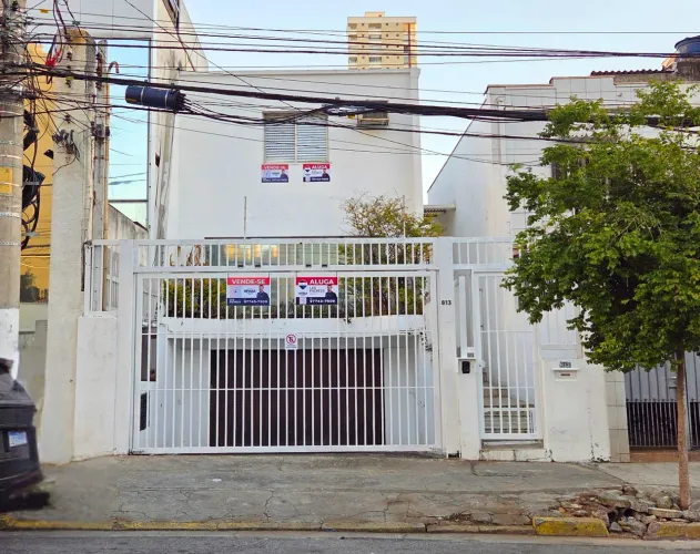Casa para venda e locação em Pompéia com 4 vagas, 373m²