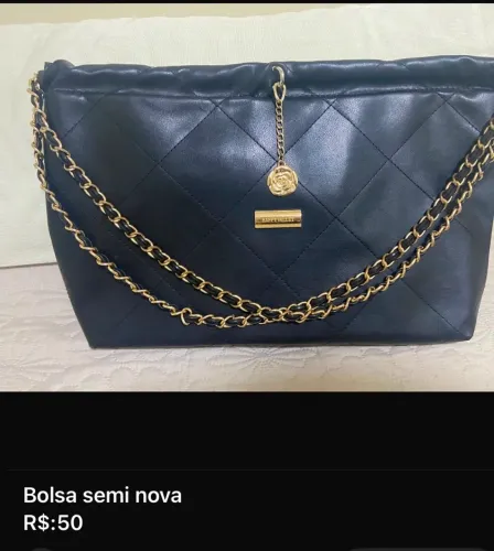 Sapatos e bolsas