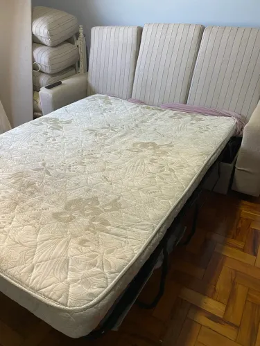 Sofá Cama plenitude com colchão de molas 