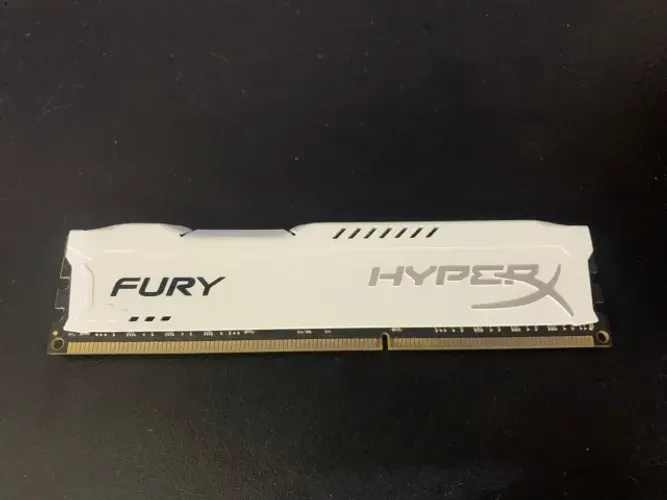 Memória RAM HyperX DDR3 8GB
