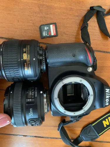 Câmera DSLR Nikon D3200