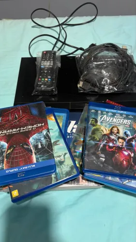 Blu-ray Player 3d LG Bp440 Full Hd, Hdmi, Usb, 110/220v