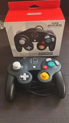 Controle GameCube Smash na caixa
