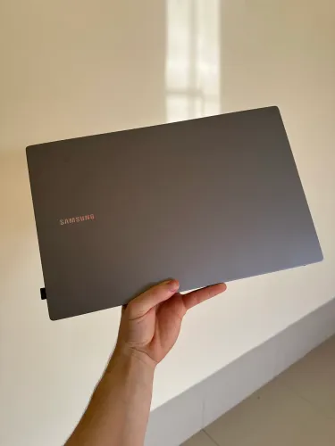 Notebook Samsung Galaxy book 4 intel core i3 8 gb de ram 512 ssd 