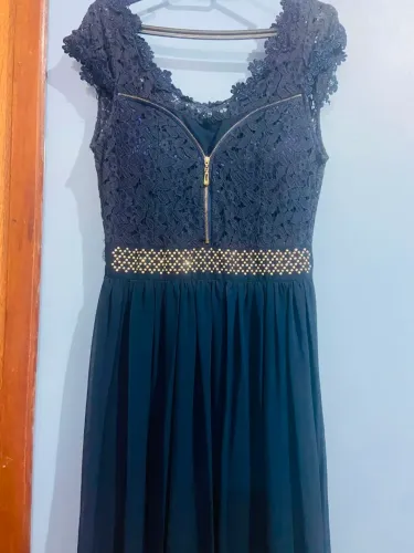 Vestido elegante, para formatura ou casamento .