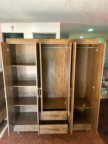Guarda Roupa